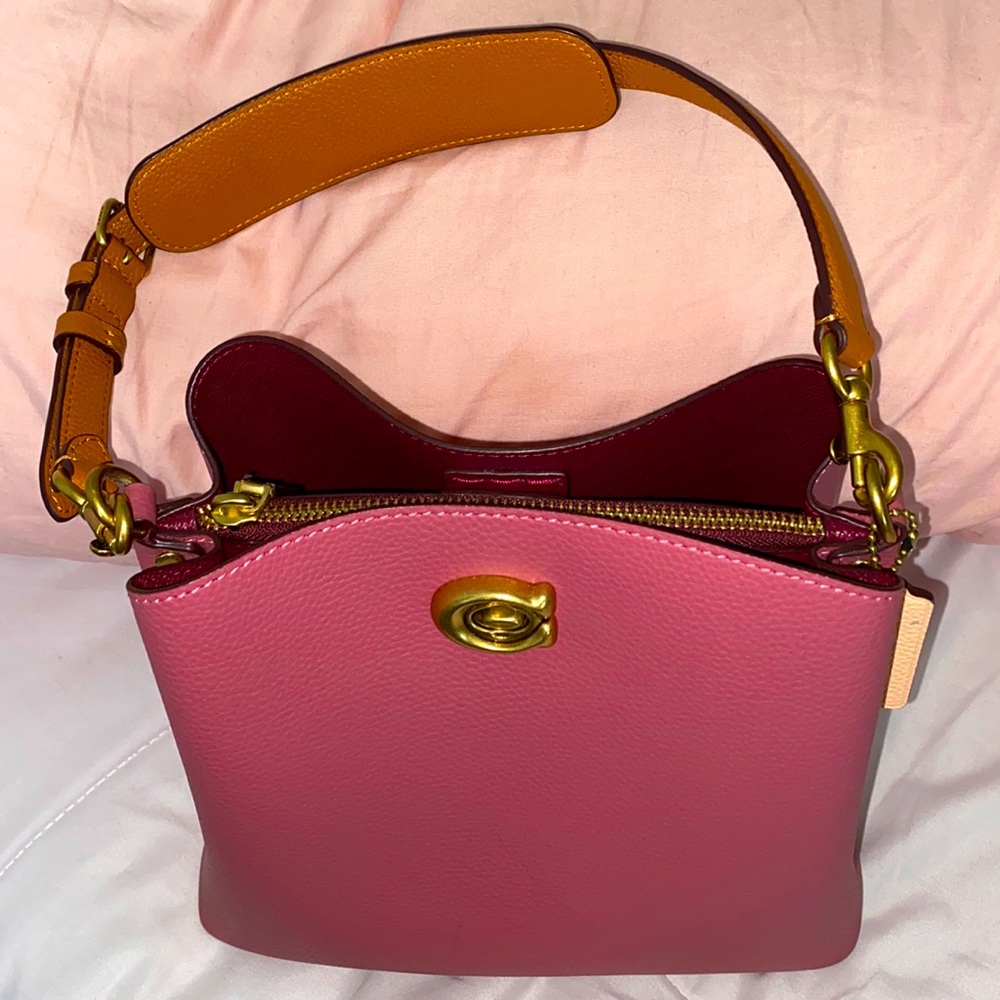 COPY - Coach Willow Bucket Bag